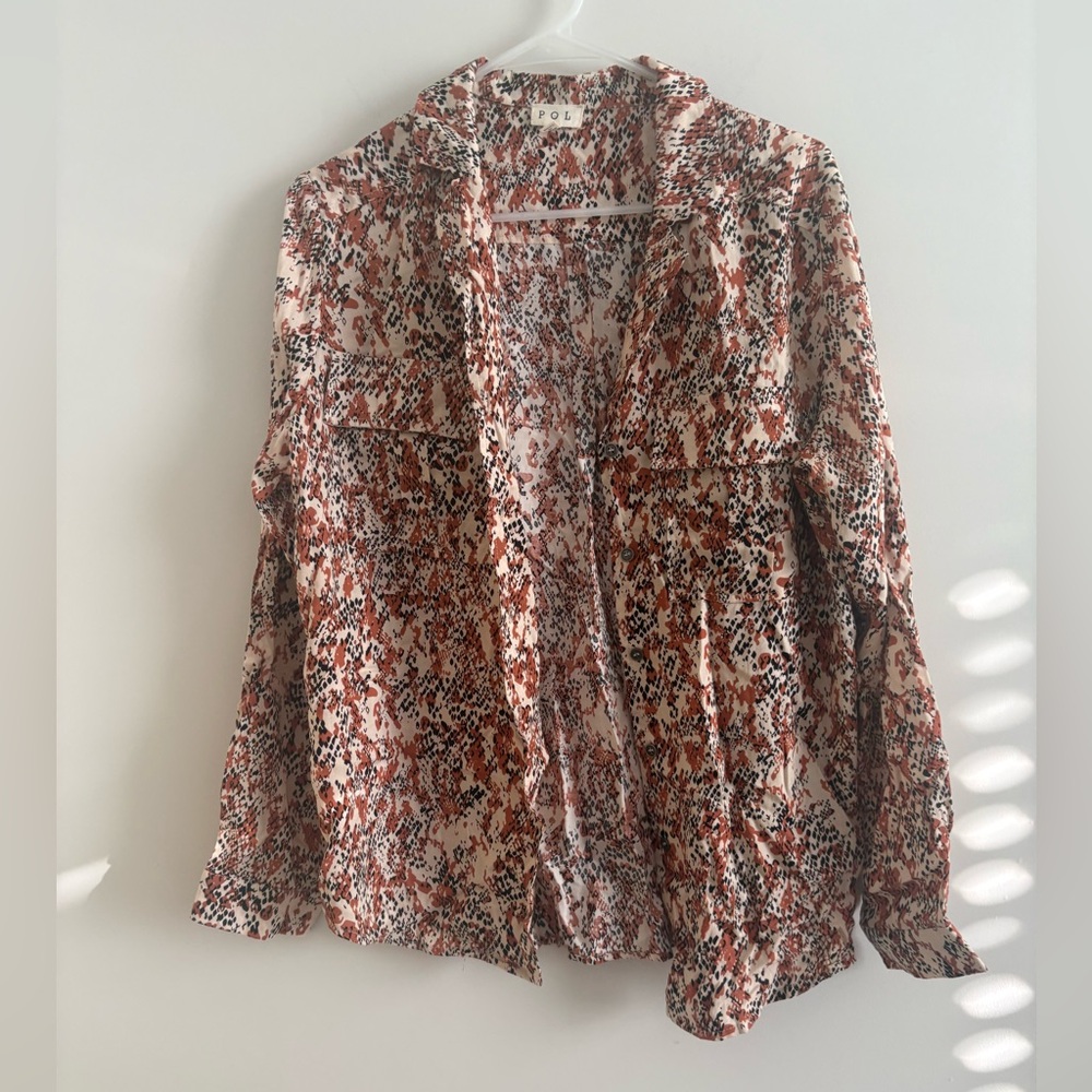 POL Women's Printed Button-Up Shirt Size Small NEW